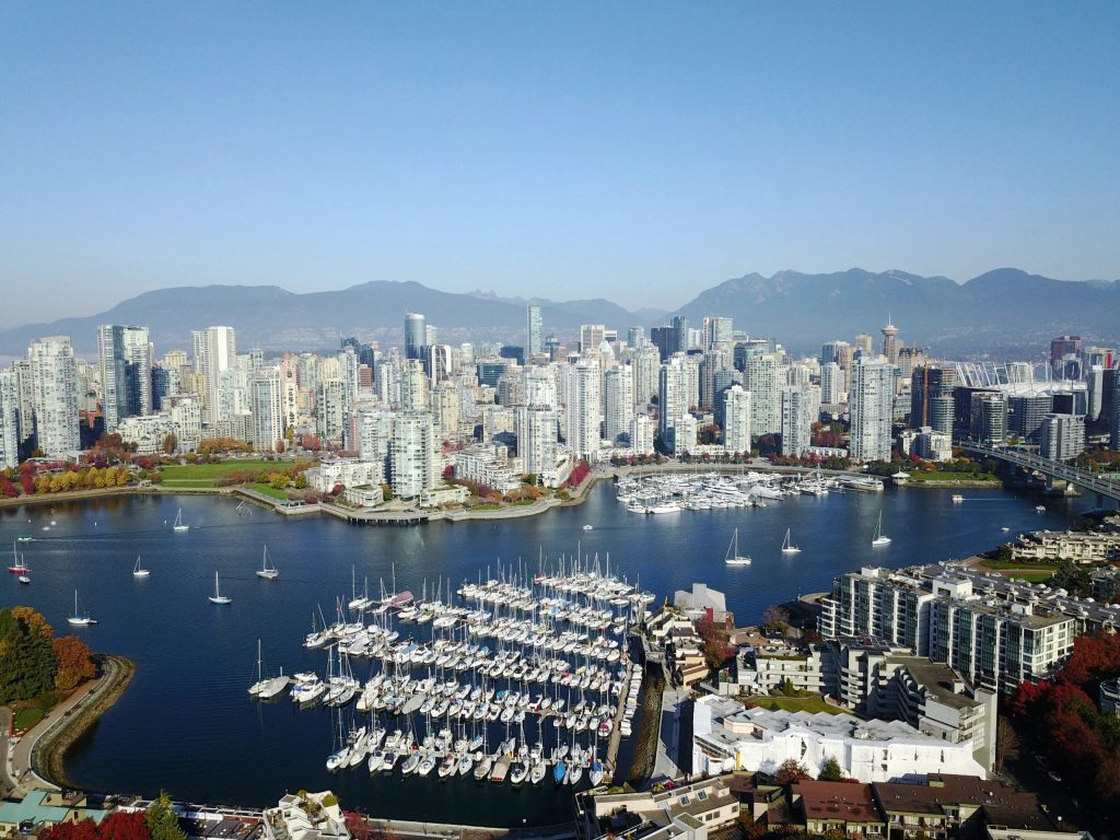 Vue sur Vancouver Crédits photo : Unsplash, Lee Robinson