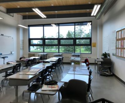 École Dollard-des-Ormeaux, salle de classe. Projet Schola, Université Laval, 2019.