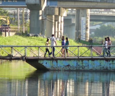 Passerelle piétonne au-dessus de la rivière Marikina (Marikina, Philippines)
Crédits photo : Morgan Mouton, 2016