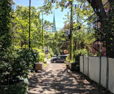 Ruelle verte de Villeray (Montréal) Crédits photo : Valérie Vincent